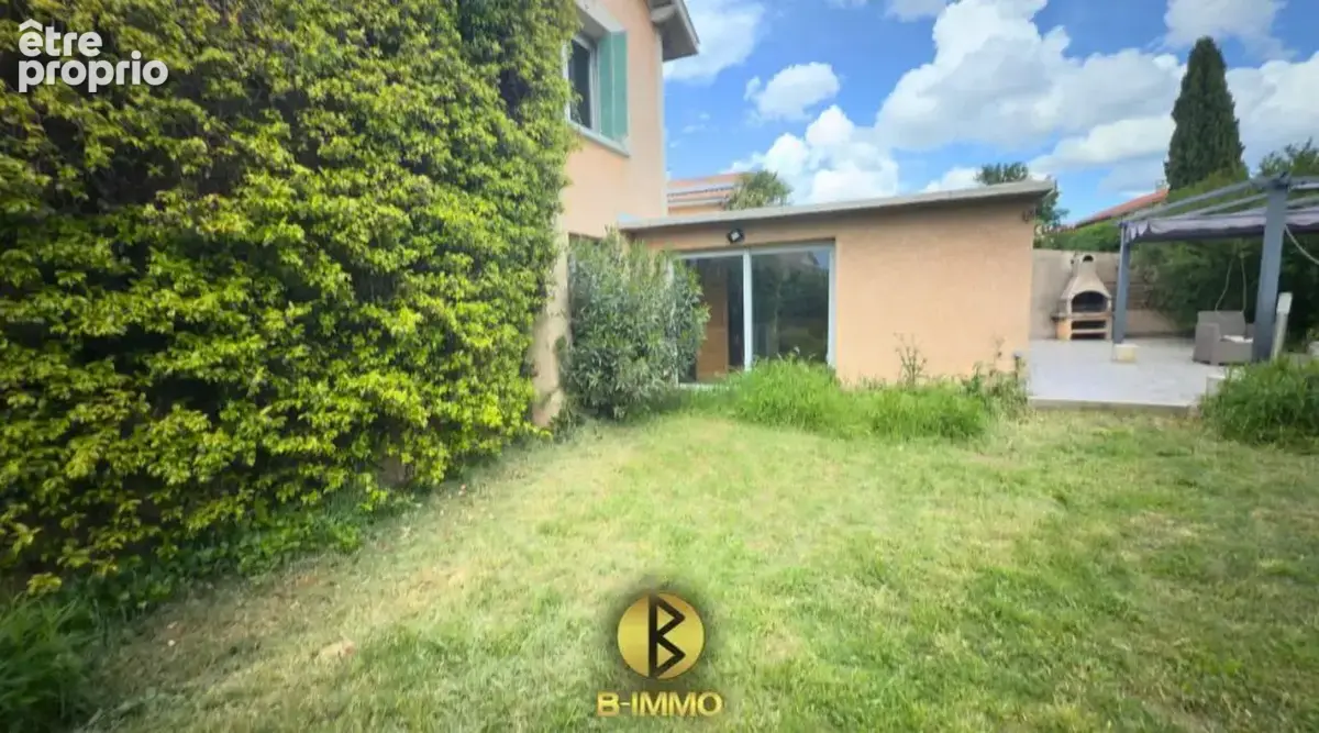 Maison 8 pièces 221 m² à vendre à Roussillon (38150) - photo 4