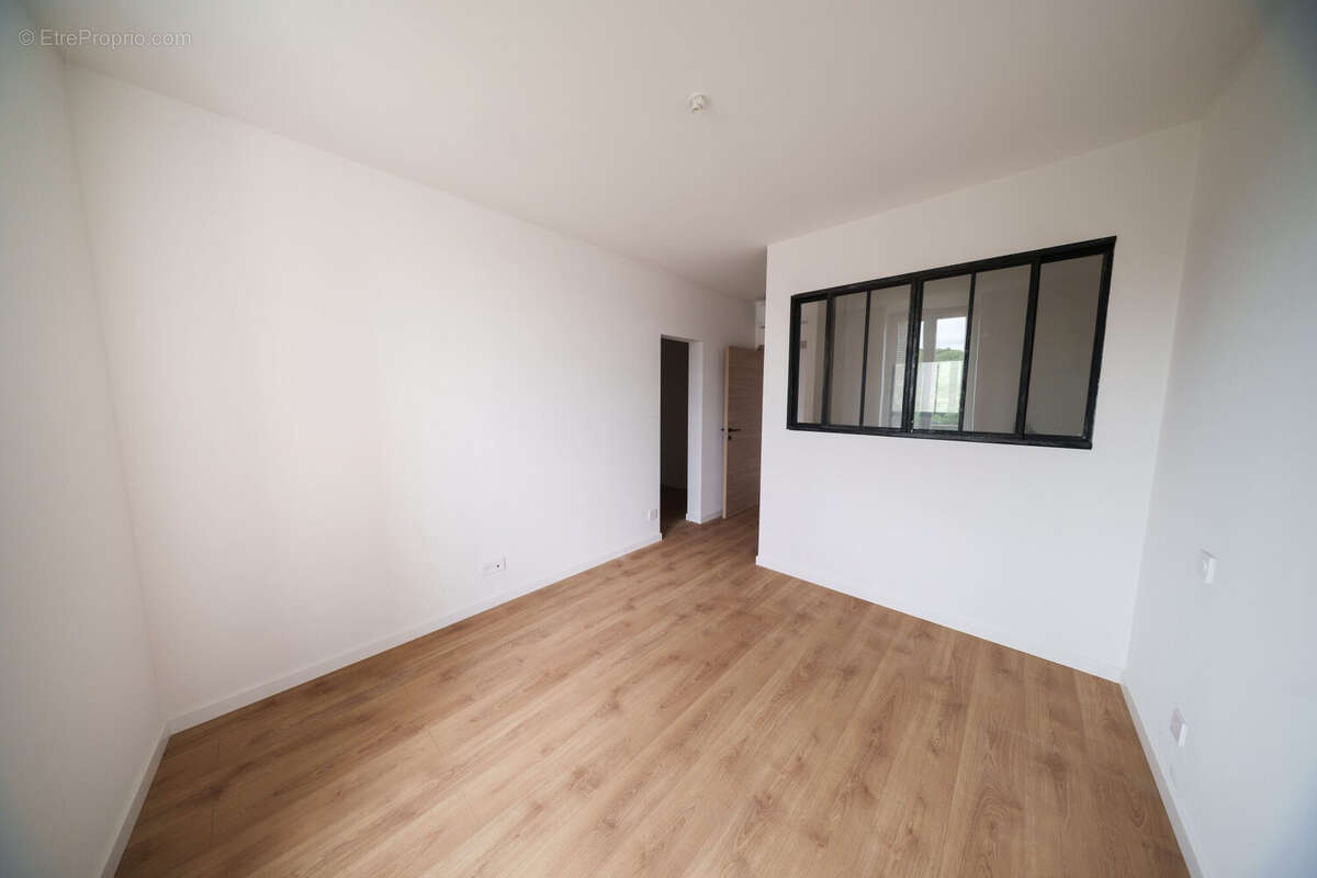 Appartement 105 m² à Chatelguyon  - photo 4