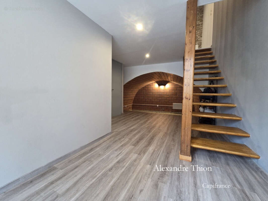 Maison de village à vendre 4 pièces JUJURIEUX (01) - photo 3