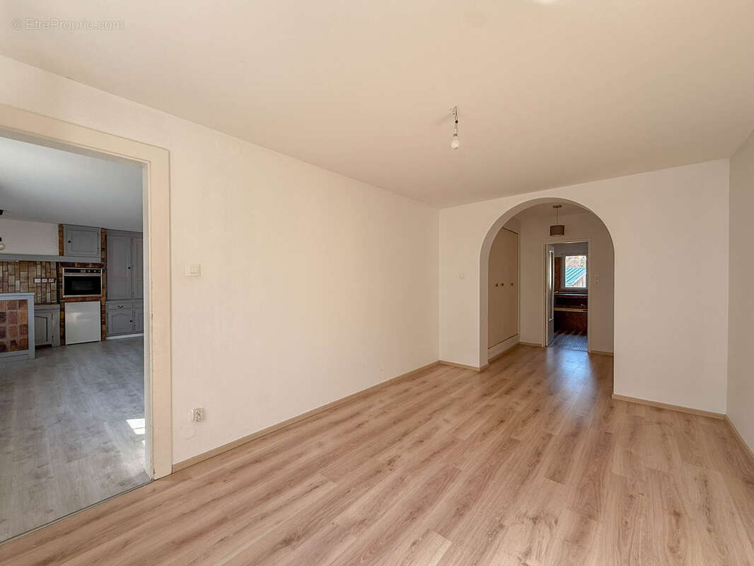 Appartement à LONGEVILLE-LES-METZ