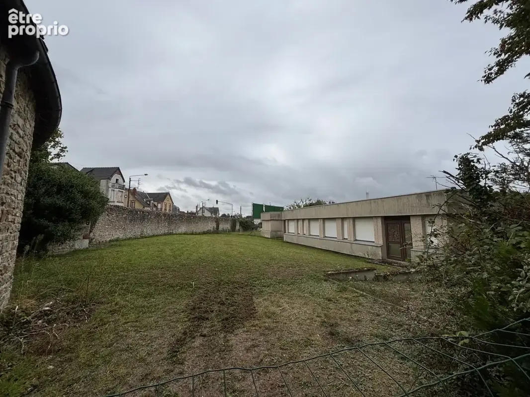 Château à VIERZON (18) - photo 12