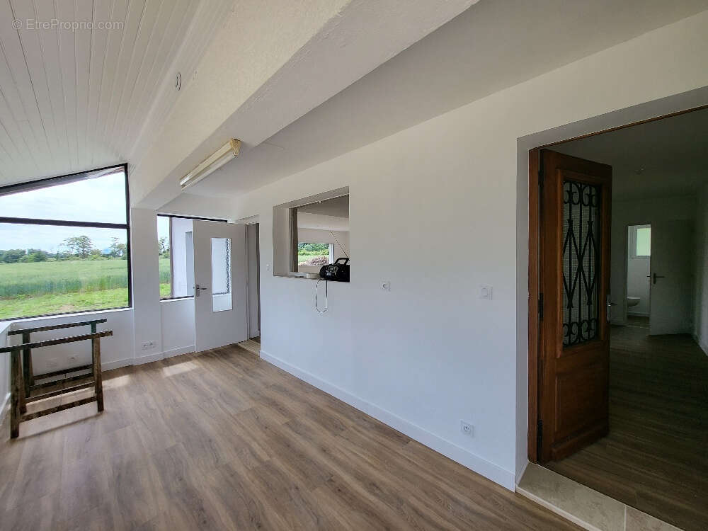 Maison à CHATILLON-SUR-CHALARONNE