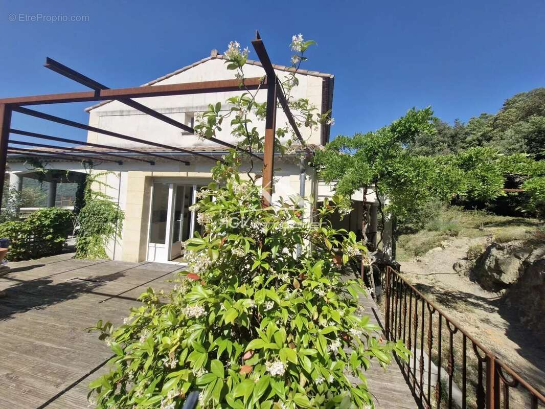 Maison à SAINT-FLORENT-SUR-AUZONNET