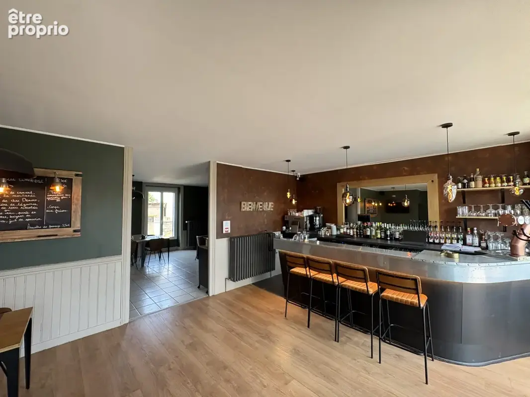 Appartement 256 m² à vendre à Mauriac (15200) - photo 5