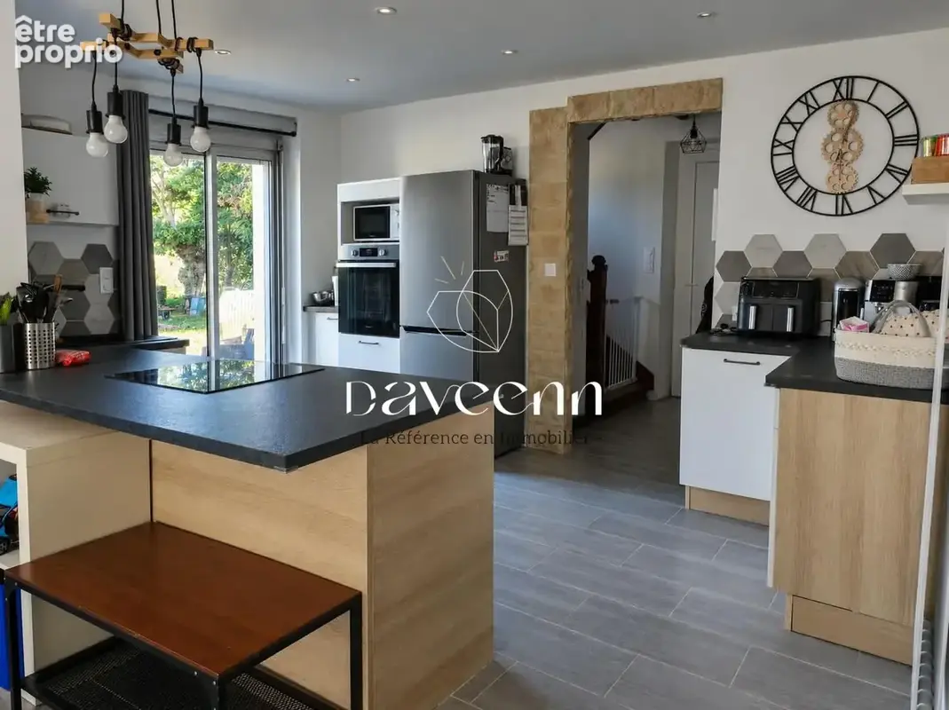 Maison 4 pièces 125 m² à vendre à Pluvigner (56330) - photo 3