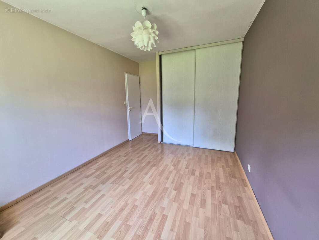 Maison à VILLENEUVE-DE-MARSAN