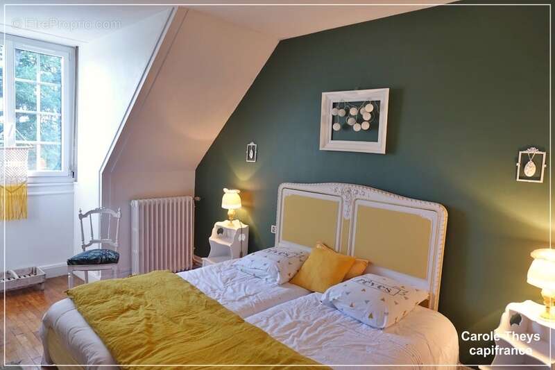 Dpt Allier (03) : à vendre à Hérisson - Maison entièrement rénovée de 190 m2 - Terrain 2429 m2 - Dépendances - Piscine - photo 8