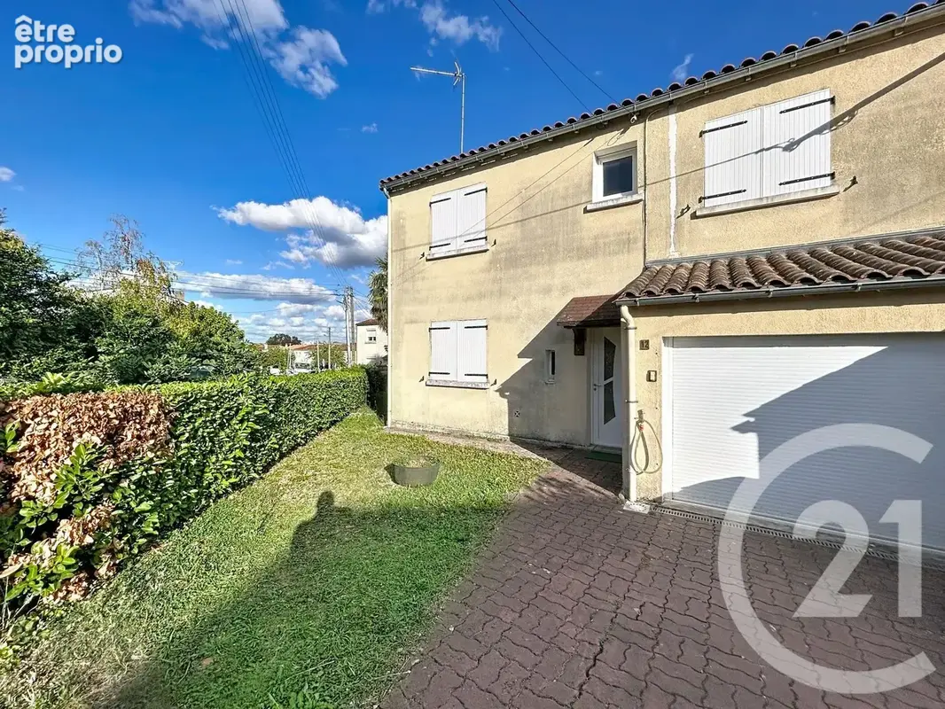 Maison 6 pièces 93 m² à vendre à Angouleme (16000) - photo 1