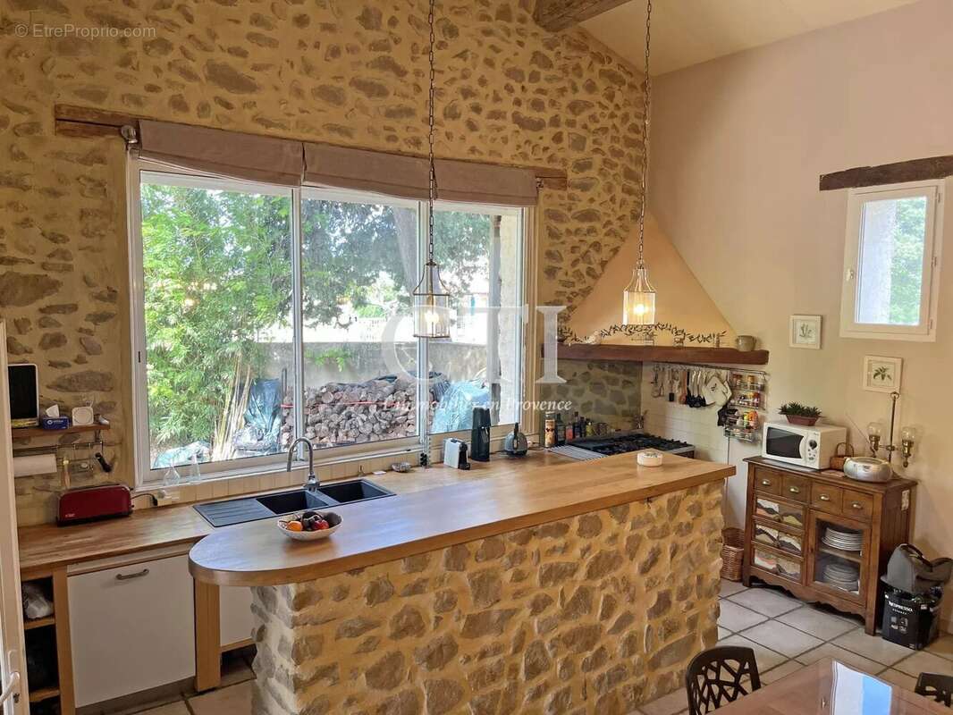 Maison à VAISON-LA-ROMAINE
