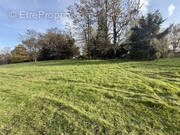 Terrain à SARLAT-LA-CANEDA