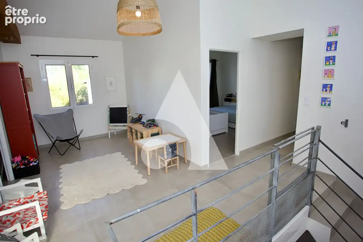Maison Miserieux 6 pièce(s) 170 m2 - photo 9