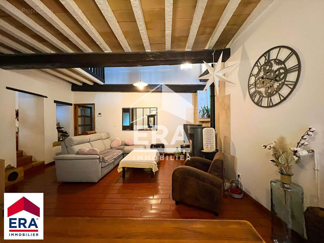 Maison à COURTHEZON