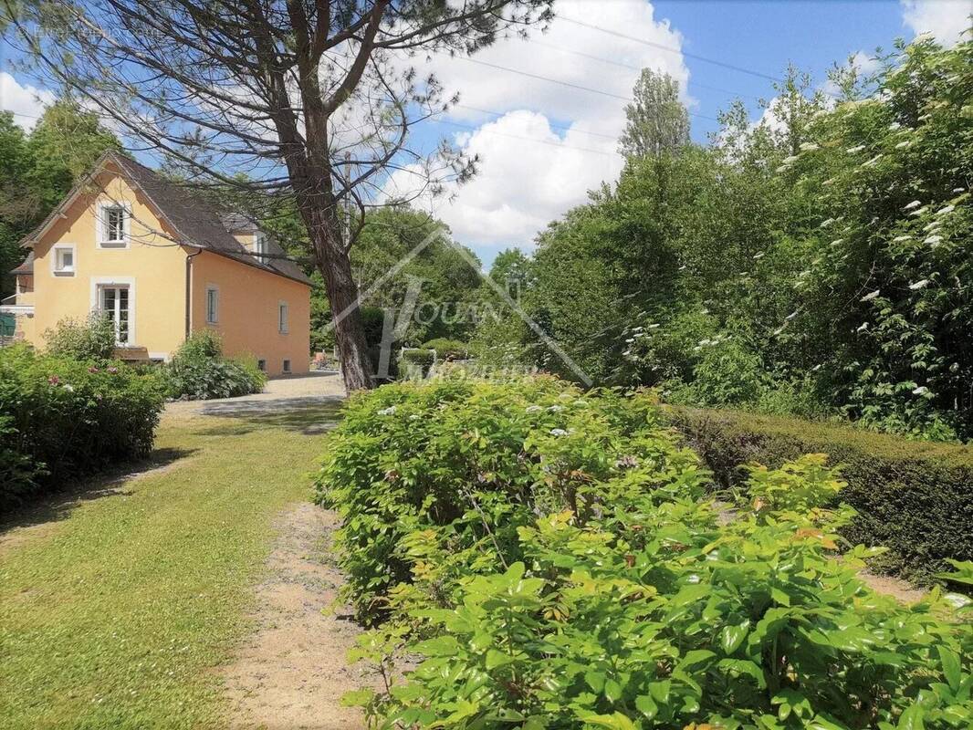 Maison à SAINT-POURCAIN-SUR-SIOULE