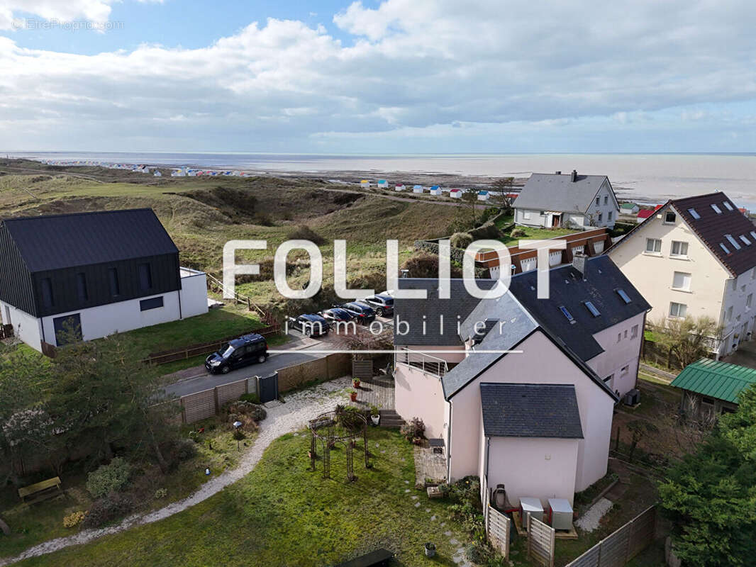 Maison à GOUVILLE-SUR-MER