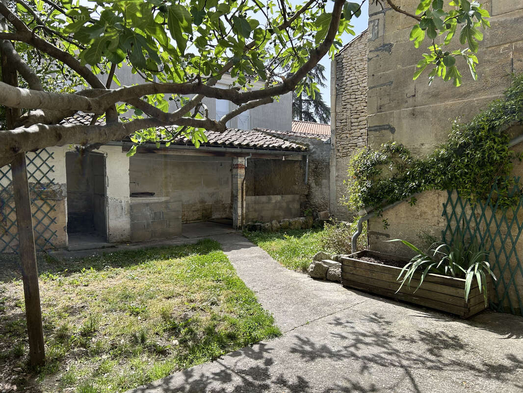 Maison à COGNAC
