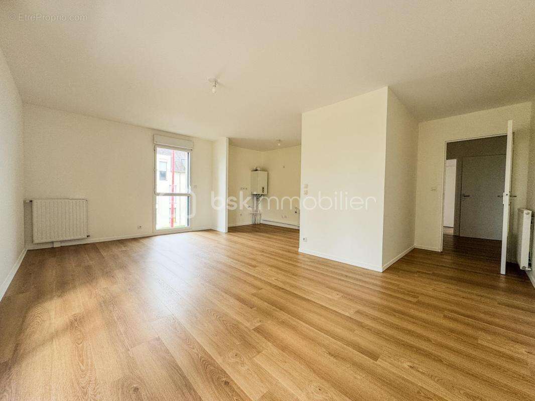 Appartement à SAINT-ERBLON