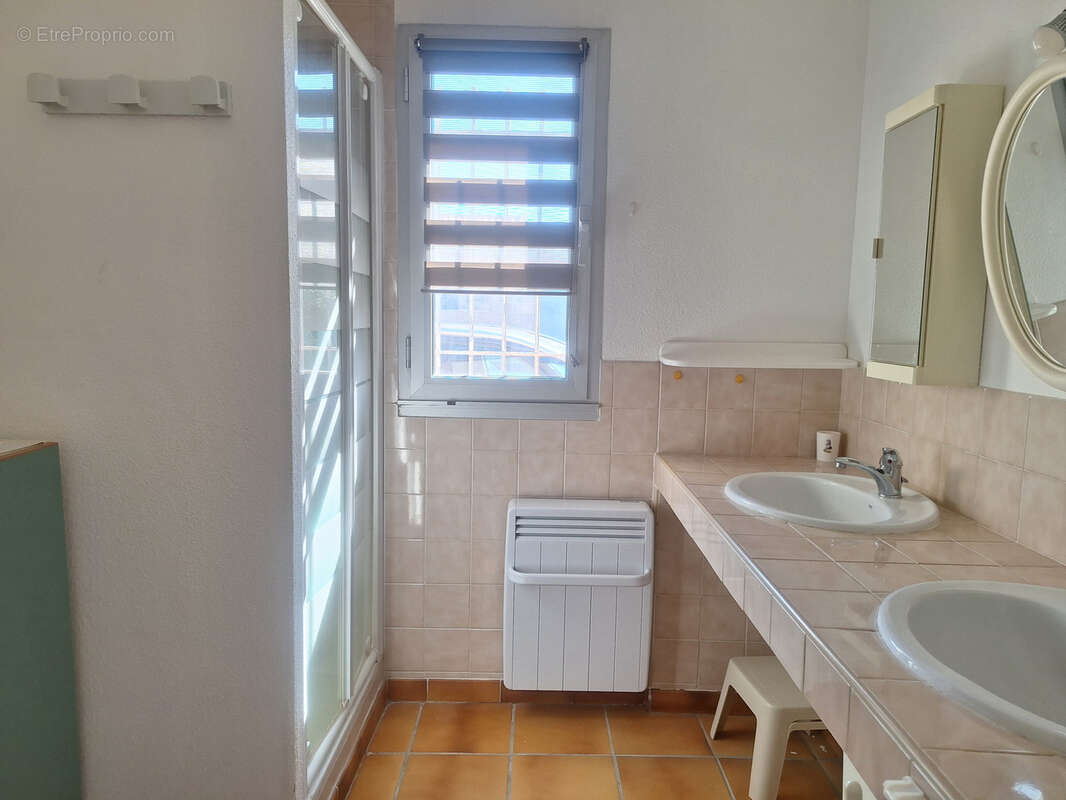 Maison à LAROQUE-DES-ALBERES