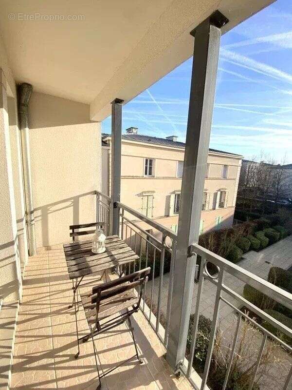 Appartement à SERRIS