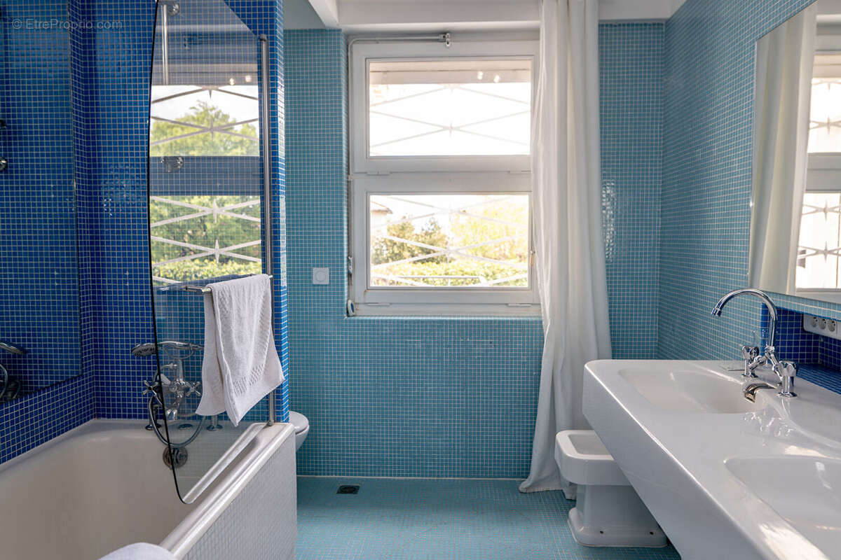 Maison à ROMANS-SUR-ISERE