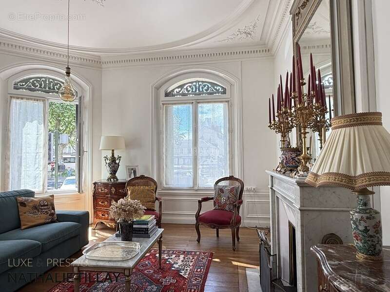 Orleans centre, Appartement bourgeois à vendre 5 pièces - photo 3
