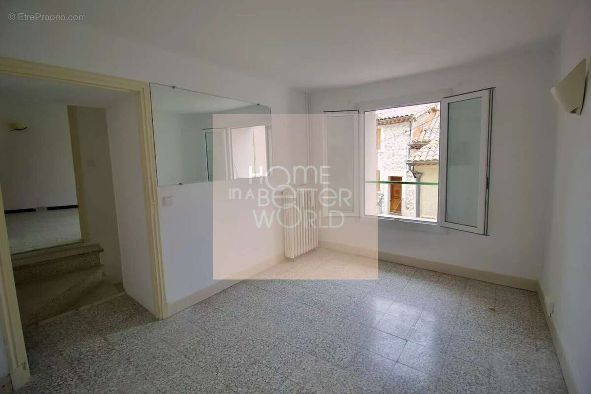 Appartement à TOUDON