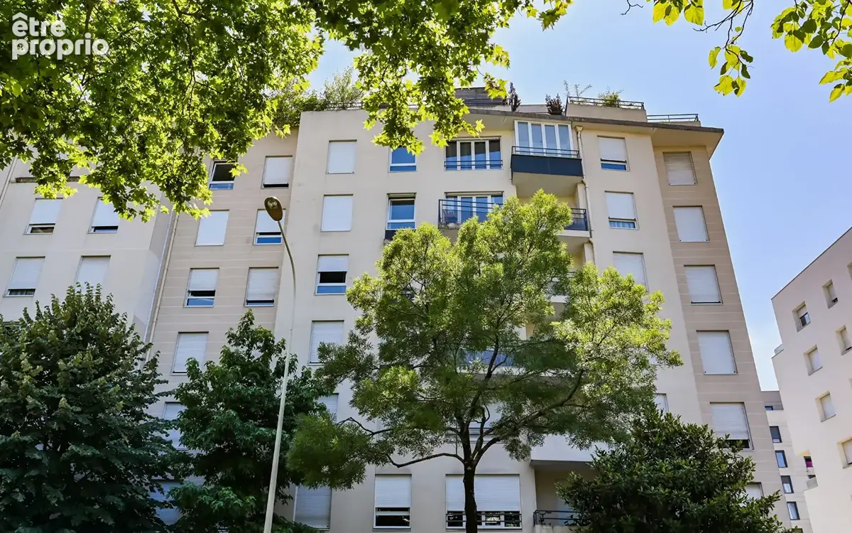 Appartement T3 à LYON 8ème - photo 6