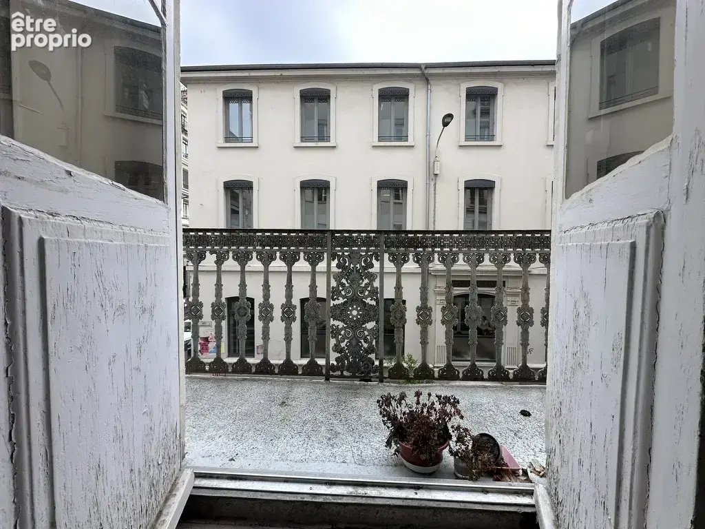 appartement T3 + BALCON - photo 2