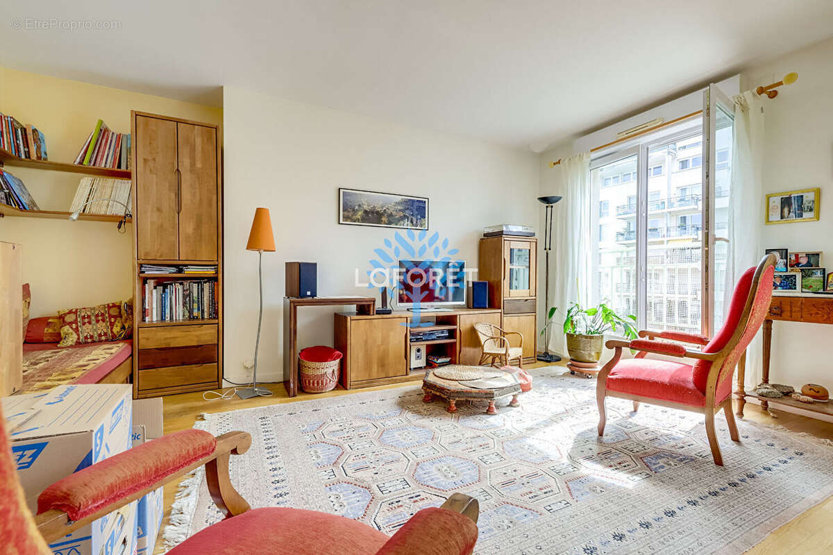 Appartement à PARIS-20E