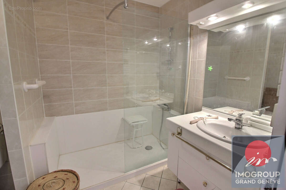 Appartement à DIVONNE-LES-BAINS