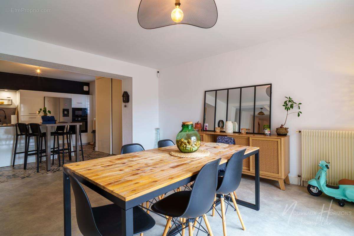 Maison 138 m² à Limoges  - photo 2