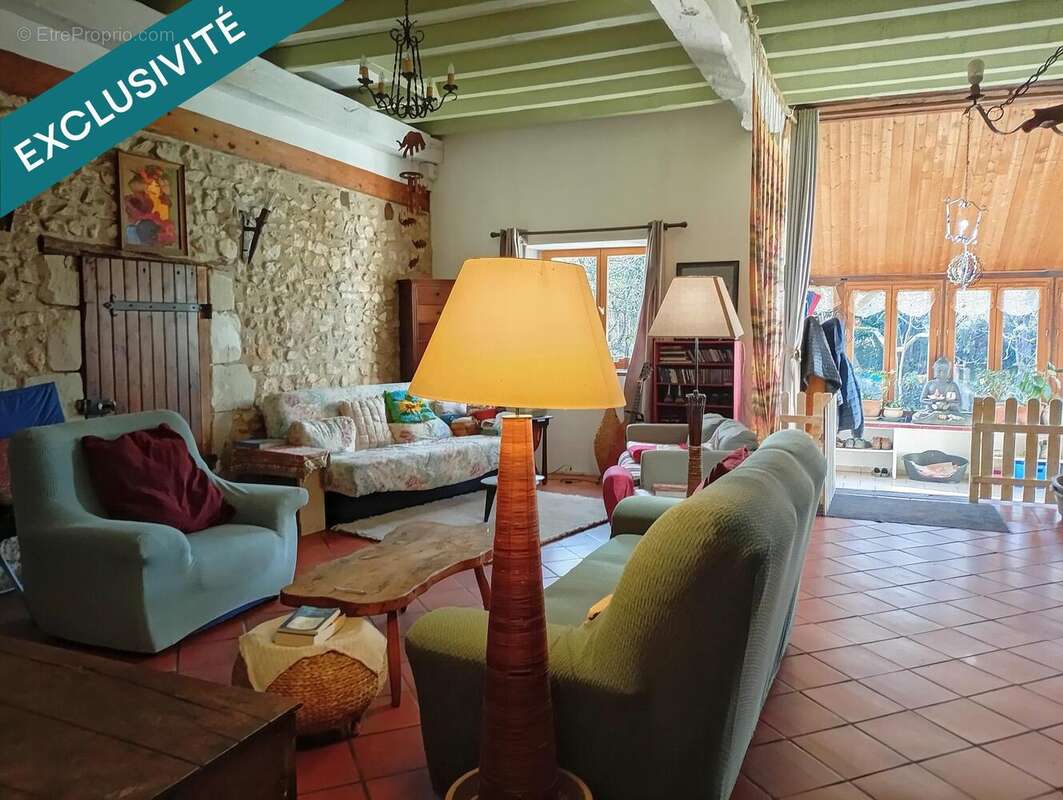 Photo 2 - Maison à SAINT-PIERRE-DE-MAILLE