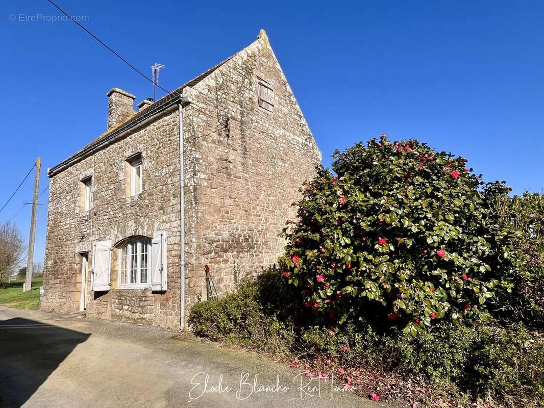 Maison à PEAULE