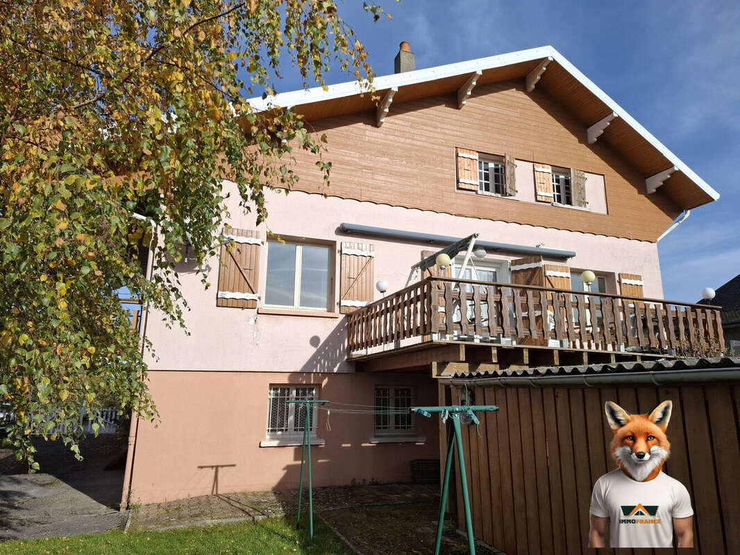 Maison à VERCEL-VILLEDIEU-LE-CAMP