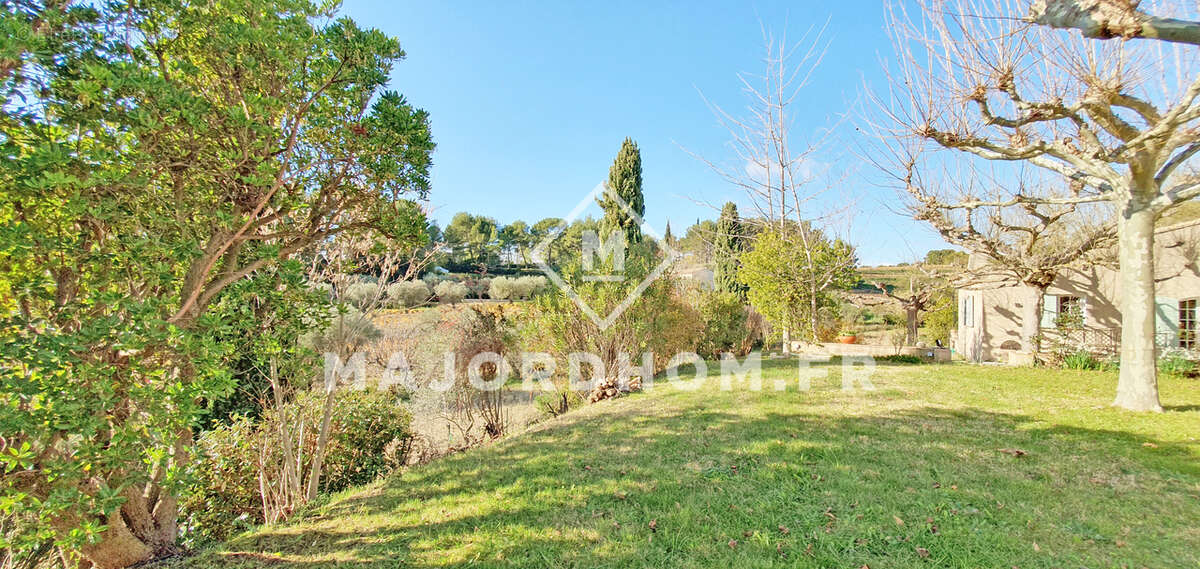 Maison à LE CASTELLET