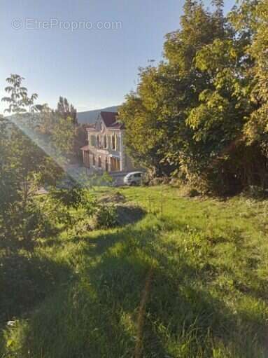 Maison à PLAN-DE-BAIX