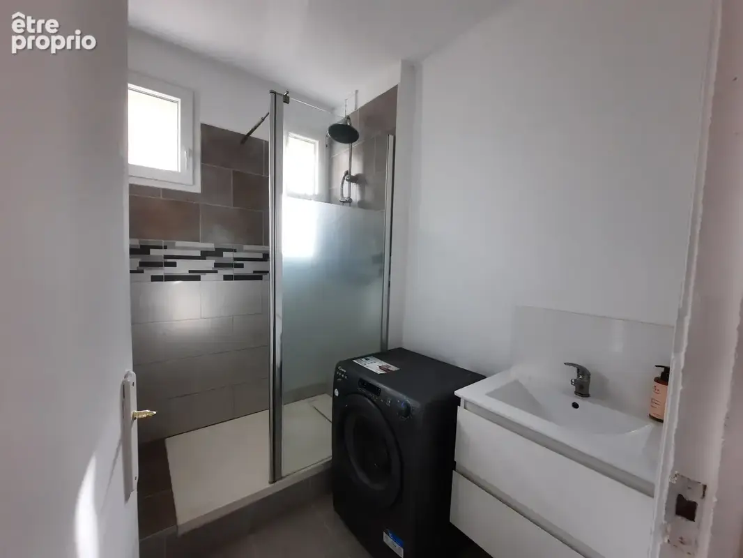 Neuilly-sur-Seine   Quartier Inkermann  3 pièces de 62 m2  Lumineux, traversant et idéalement situé dans un - photo 5