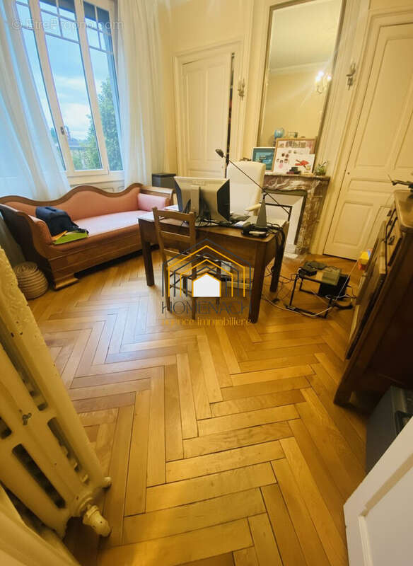 Maison à LA TOUR-DU-PIN