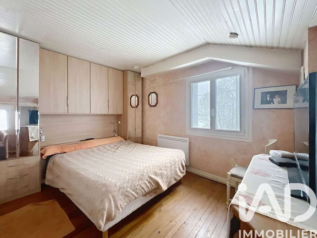 Maison 80 m² à Le Bousquet  - photo 7
