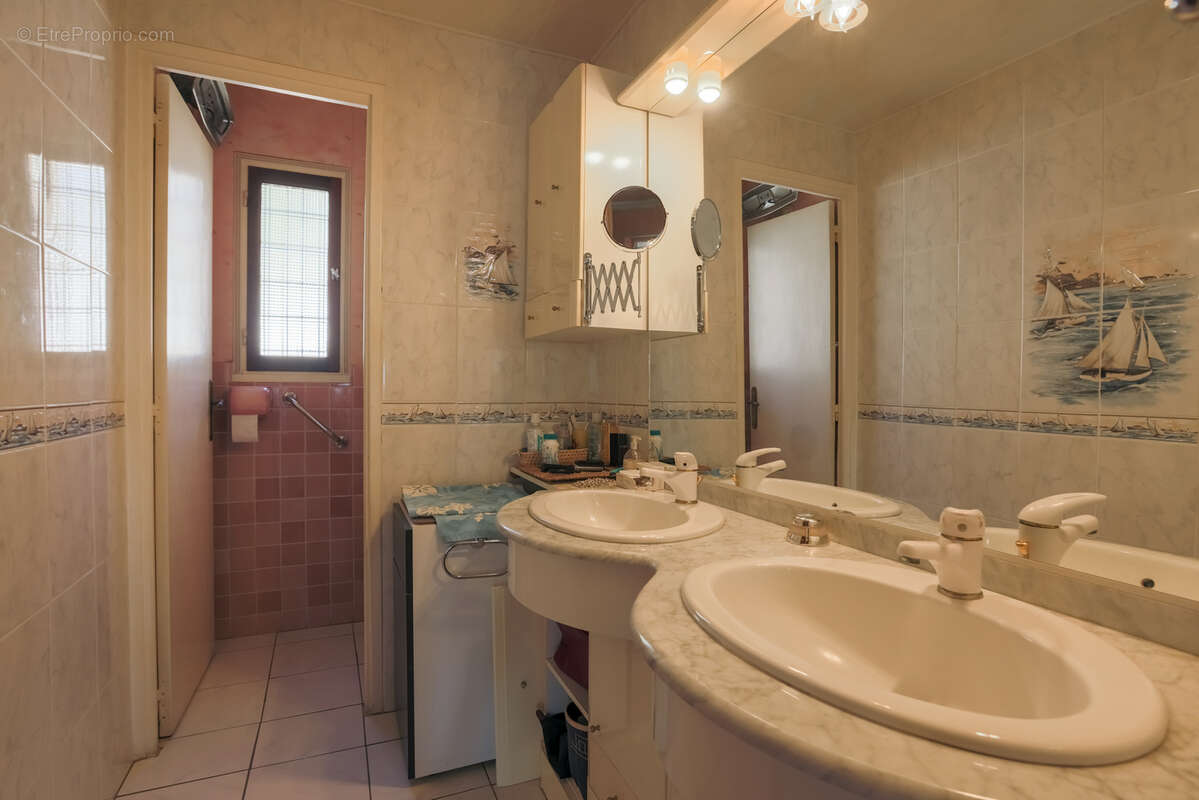 Maison à LA CROIX-VALMER