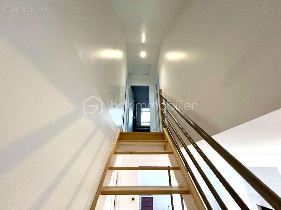 Maison à MONTEREAU-FAULT-YONNE