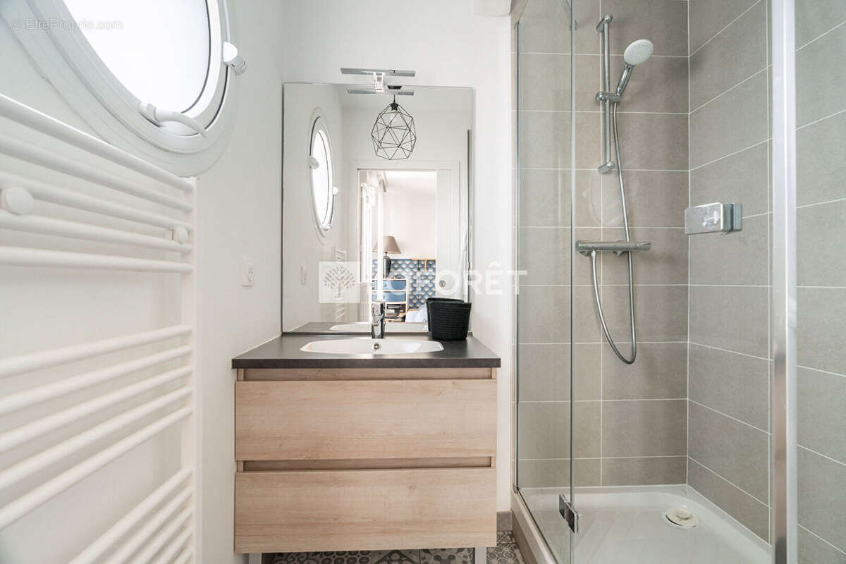 Appartement à COLOMBES