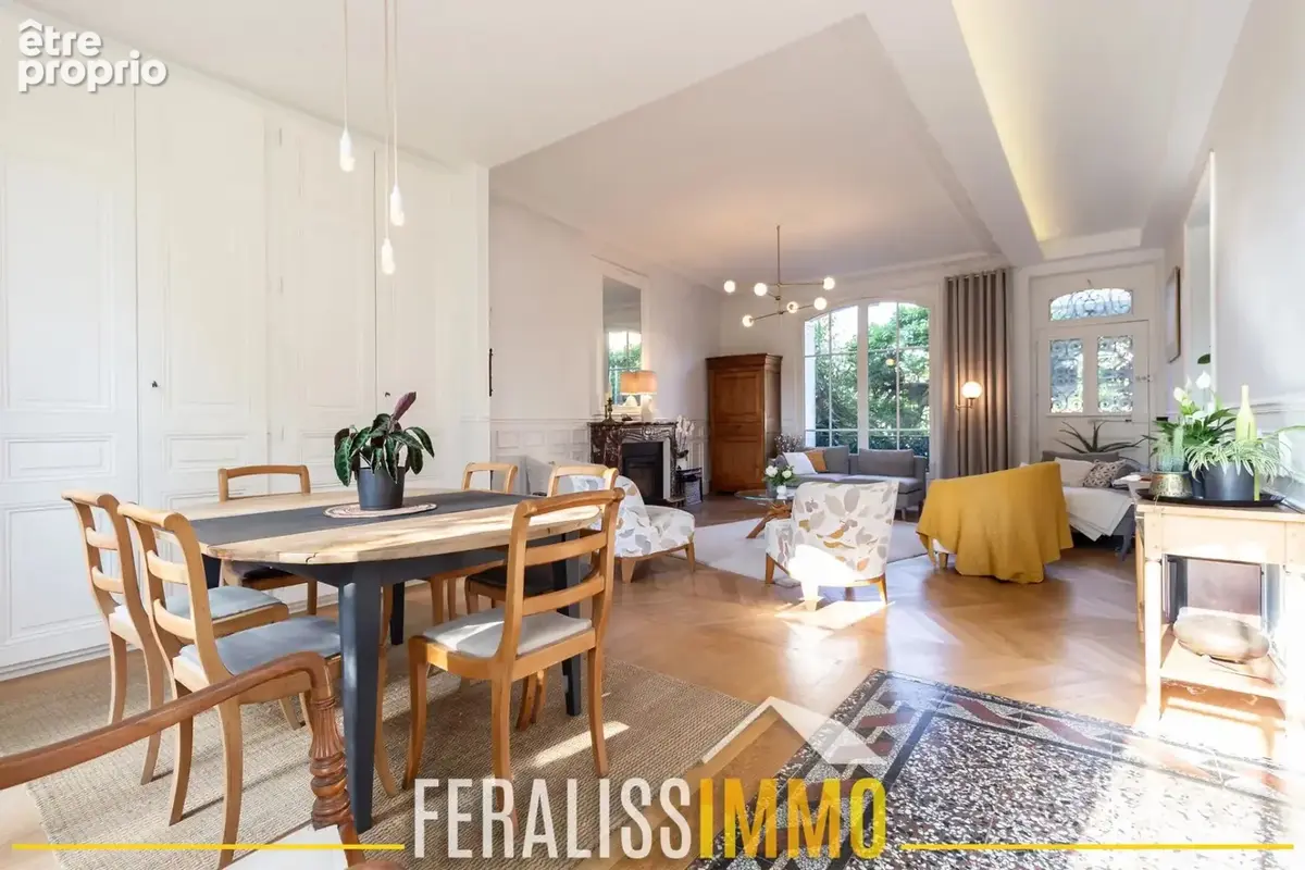 Maison avec beaucoup de charme à Cergy Village ! - photo 2