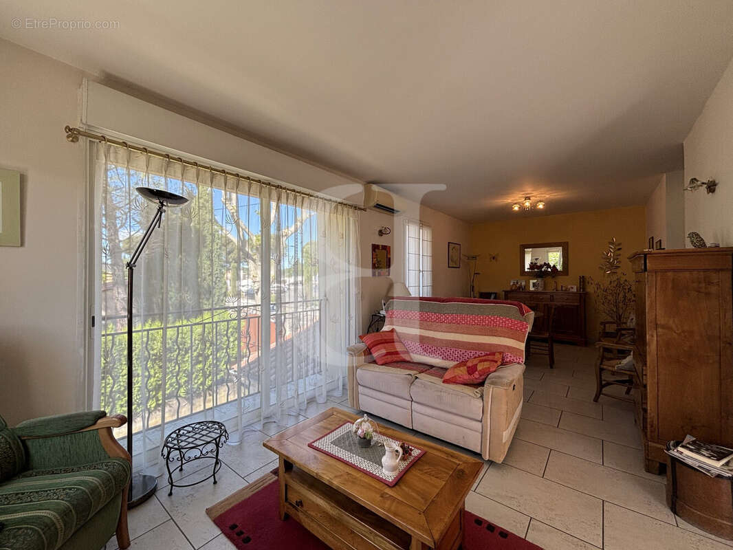 Maison à VAISON-LA-ROMAINE