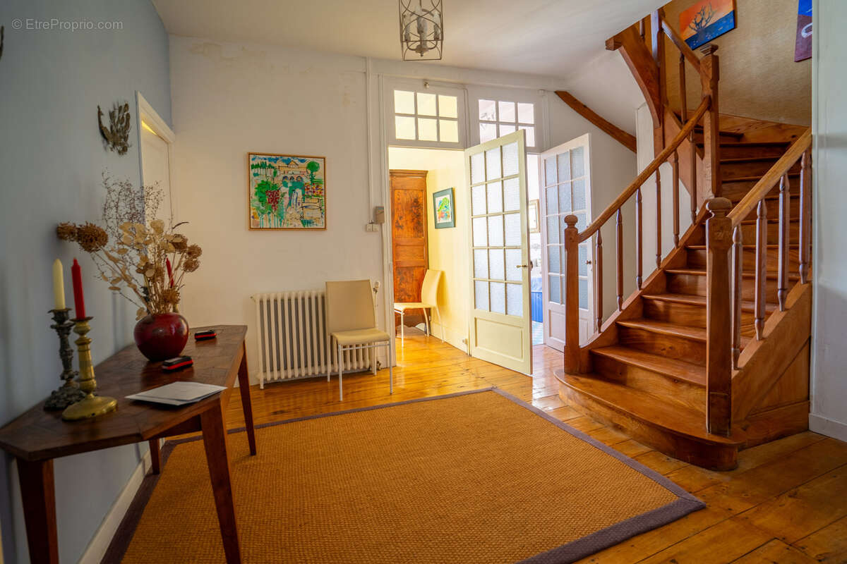 Maison à BAGAT-EN-QUERCY