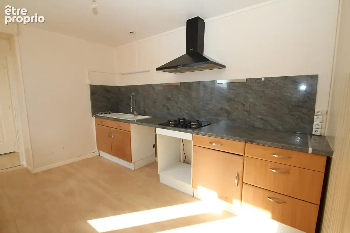 Maison 3 pièces 61 m² à vendre à Decize (58300) - photo 4