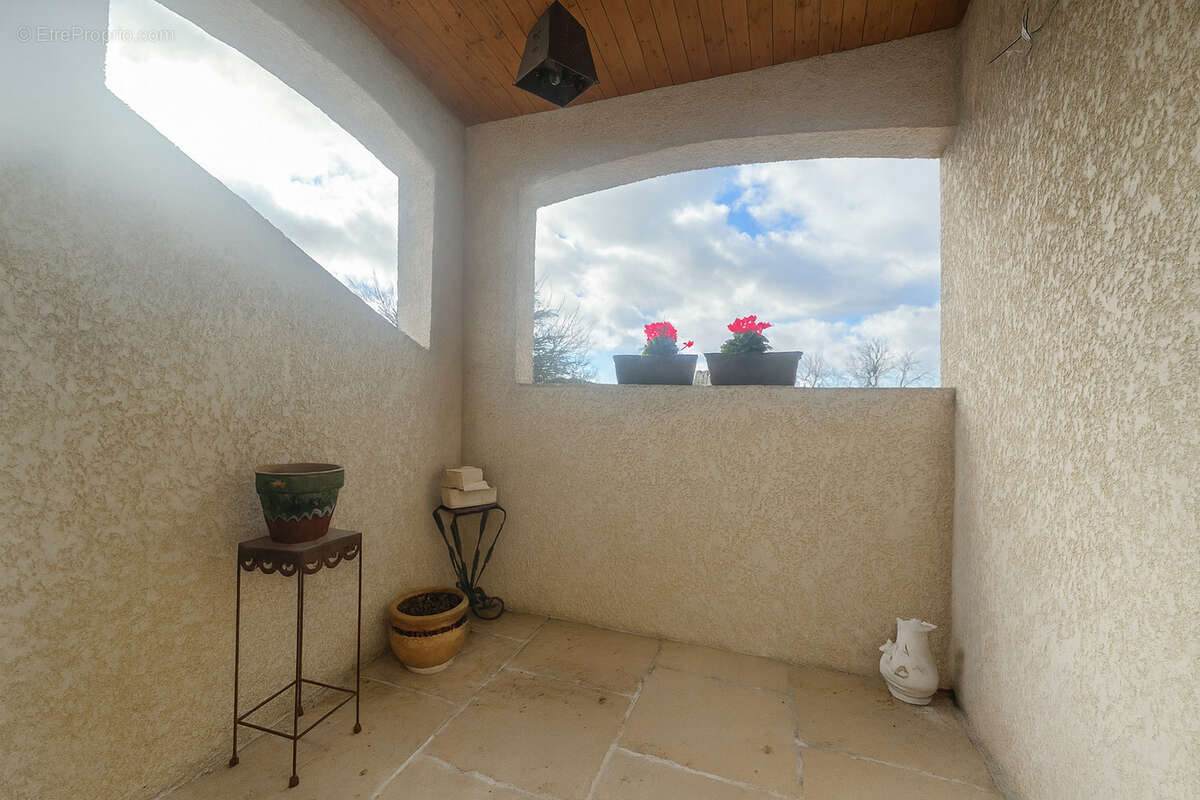 Maison à SAINT-PAUL-EN-CORNILLON