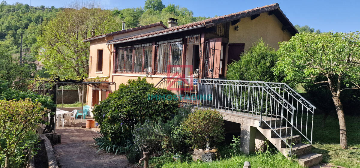 Maison à COMBRET