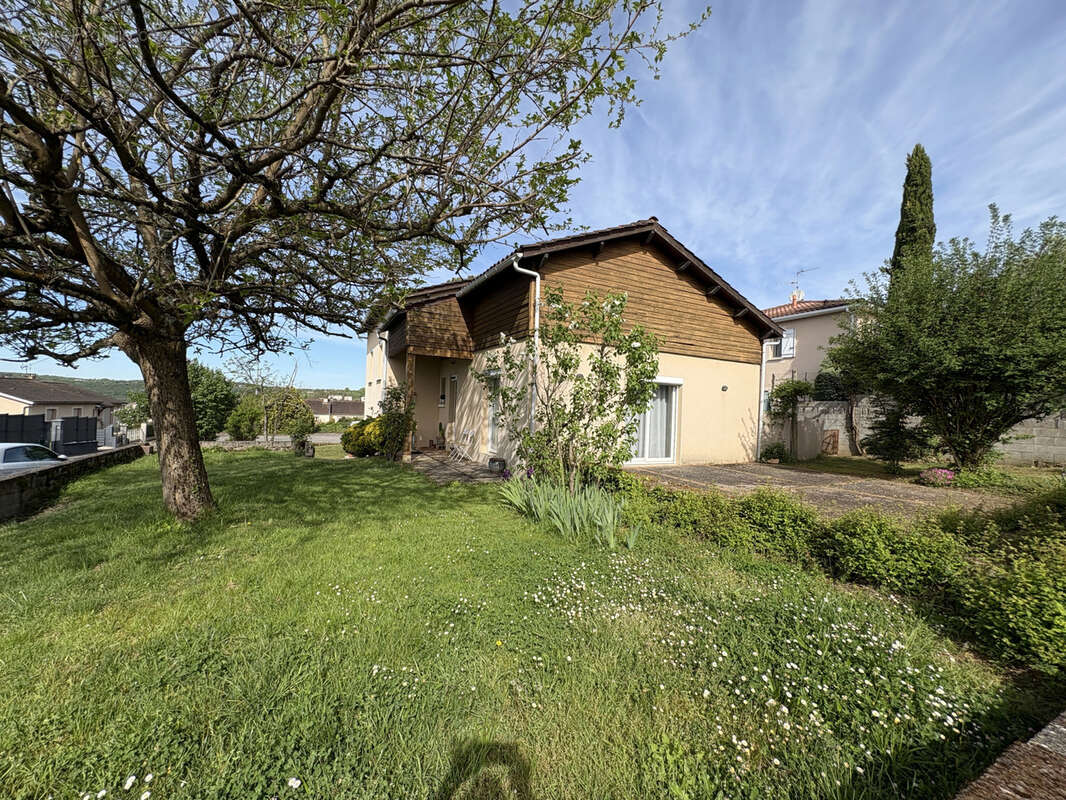 Maison à FIGEAC