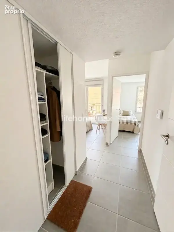 Appartement 2 pièces 41 m² à vendre à Cogolin (83310) - photo 3