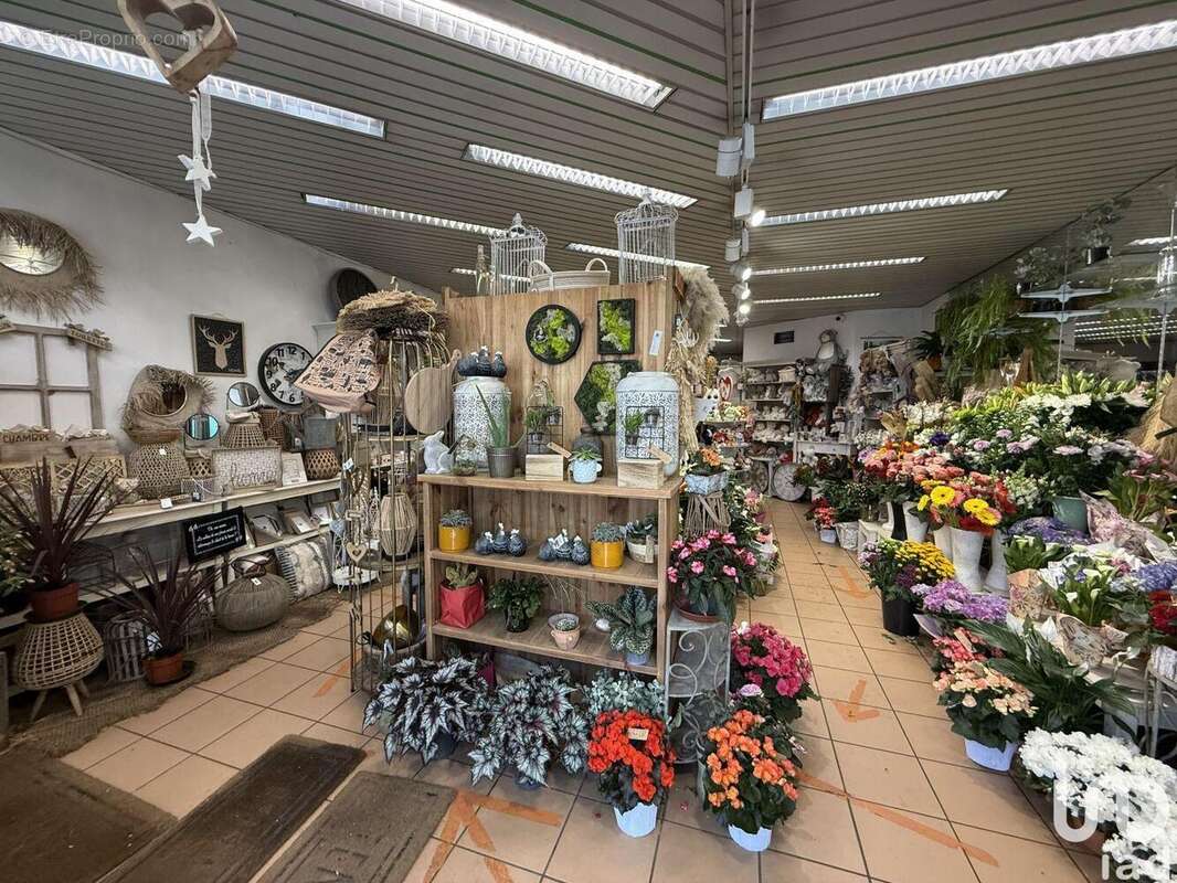 Photo 3 - Commerce à SOUBRAN